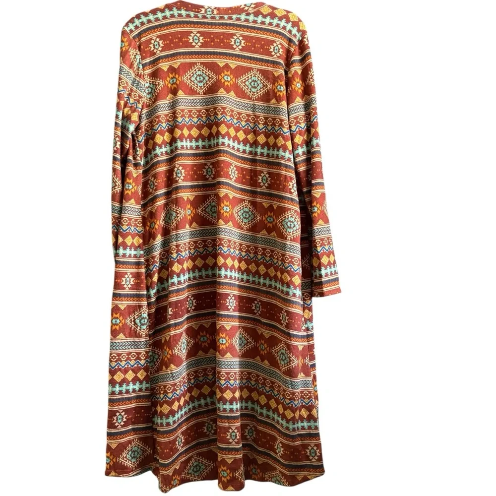 Celeste Multicolor Geometric Knit Cardigan - Picture 2 of 7
